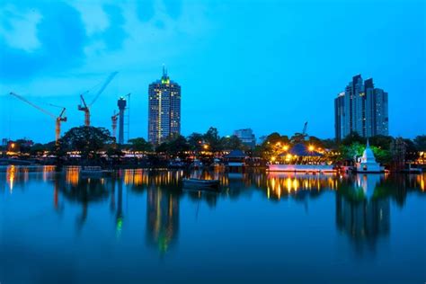 Colombo skyline at night Stock Photo by ©surangastock 78028214