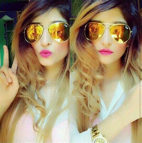 Pin By Sheeba Hayat💡 On Awesome Dpz Stylish Girl Pic Selfies Poses