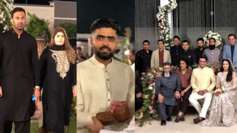 Entry Of Stars Cricketers At Waqar Younis Brother S Wedding Ceremony