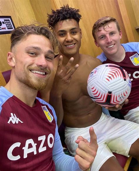 アストン・ヴィラfcさんのインスタグラム写真 アストン・ヴィラfcinstagram「🤩 𝗕 𝗔 𝗟 𝗟 𝗘 𝗥 𝗦 🤩 Avfc