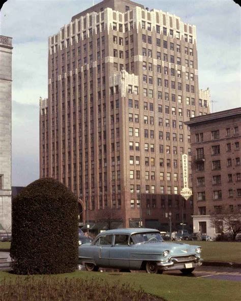 Vancouver's First Art Deco Skyscraper Crumbles Down