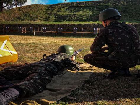 2ª Bateria de Artilharia Antiaérea NOVOS SOLDADOS SÃO HABILITADOS À