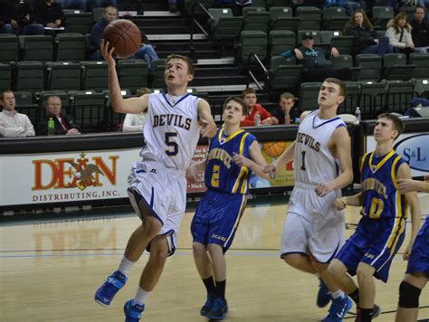 De Pere Southwest Oconto Boys Get Wins Usa Today High School Sports