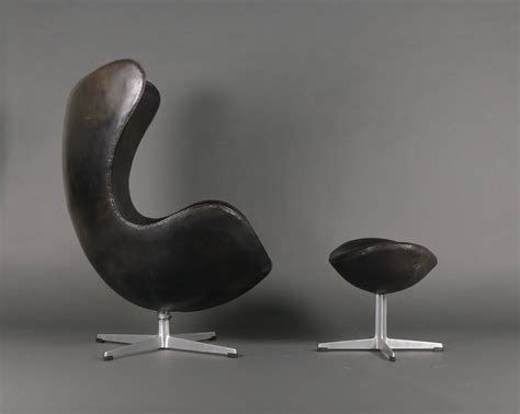 Arne Jacobsen Early Egg Chair And Ottoman Original Black Leather