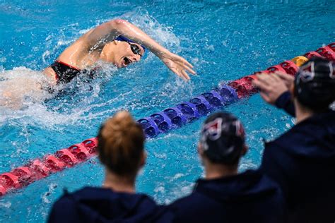 Lia Thomas Penns Transgender Swimmer Sets The Pace And Stirs Debate