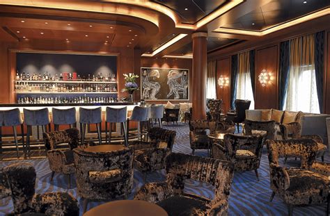 Regent Seven Seas Explorer images | IgluCruise