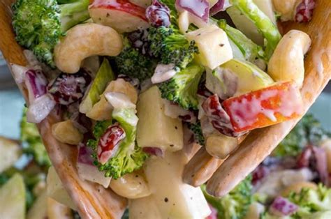 Recette Salade De Brocoli Noix De Cajou Poires Et Aux Pommes