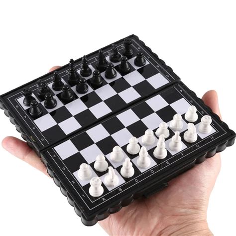 New Magnetic Chessboard Game Wallet Appearance Portable Folding