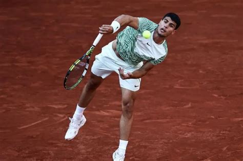 Roland Garros Carlos Alcaraz Downs Flavio Cobolli In Straight Sets