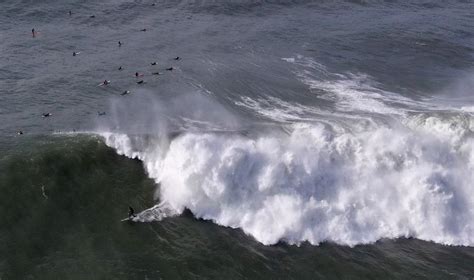 Costa da Califórnia é atingida por ondas gigantes Mundo G1