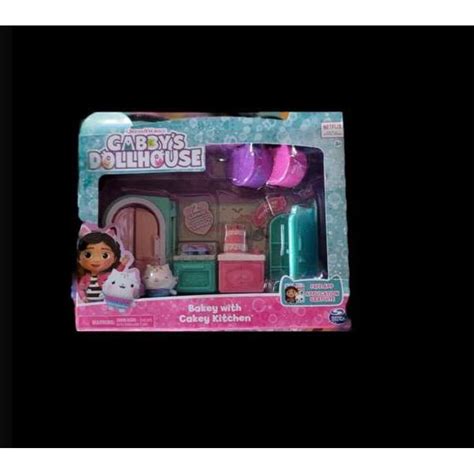 Gabby S Dollhouse Spin Master Bakey With Cakey Kitchen Playset