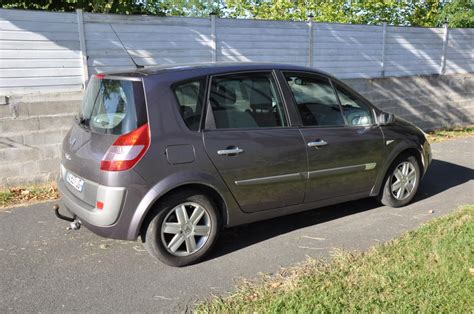 Troc Echange Renault Scenic L Dci Carminat Sur France Troc