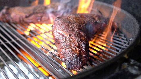 I Grilled Two Tri Tip On The Weber Santa Maria Style Bbq Rub Shootout