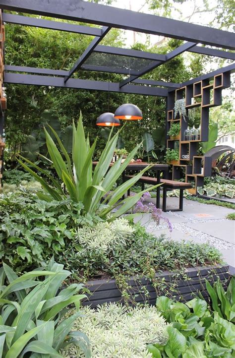 50 Modern Garden Design Ideas to Try in 2017