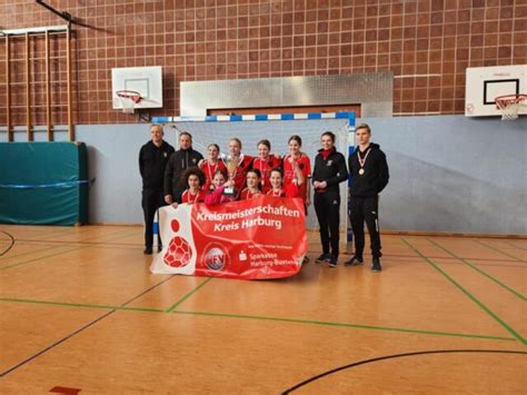 D Juniorinnen Aus Fleestedt Gewinnen Kreismeisterschaft Im Futsal