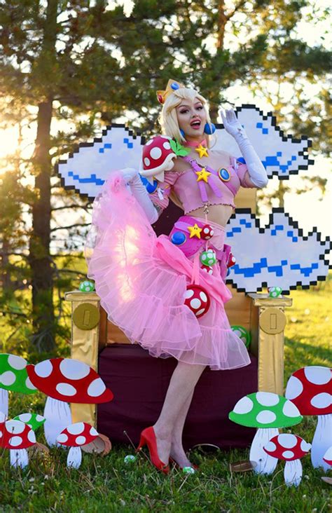 Um Ensaio Cosplay Bem Divertido Com A Princesa Peach Mundo Cosplayer