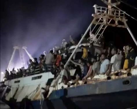 Sbarco Migranti A Lampedusa Sono Le Persone Salpate Dalla Libia