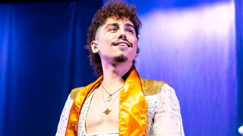 El Cantante De Greta Van Fleet Josh Kiszka Ha Revelado Ser Miembro De