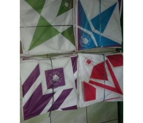 layangan tradisional