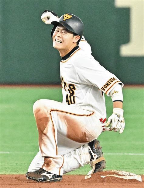 中山礼都、プロ初打点は勝ち越し適時打 二塁上で喜びのガッツポーズ【巨人】：中日スポーツ・東京中日スポーツ