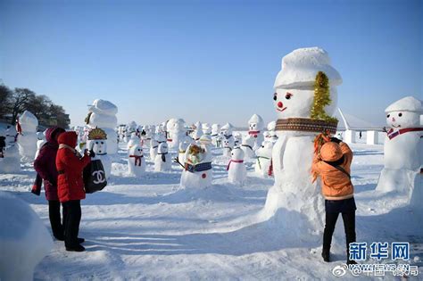 激萌亮相！2019个雪人亮相冰城哈尔滨的松花江畔