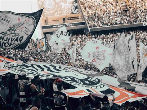 Mais Press O Organizadas Do Corinthians Marcam Protesto Na Porta Do Ct