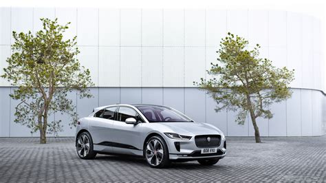 Jaguar’s Electric SUV in India Will Cost Twice Tesla Model 3 - Bloomberg