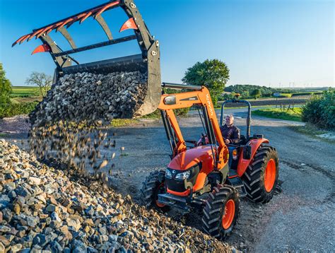 kubota loader range   series tractors greenkeeping magazine