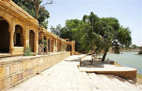 Gadisar Lake Jaisalmer, Timings, Information, Boating, Reviews