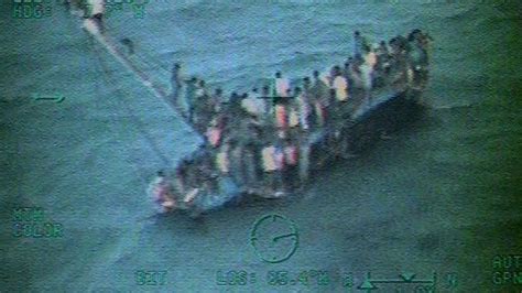 30 Dead Dozens Rescued After Haitians Boat Capsizes