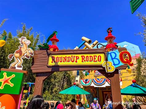 roundup rodeo bbq review | the disney food blog