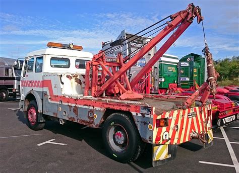 Mercedes And Holmes 600 Wrecker Graham Newell Flickr