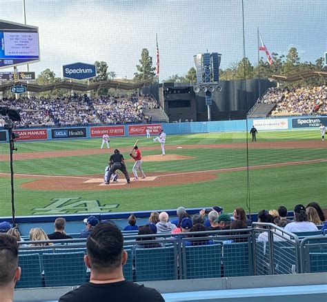 Section 2 at Dodger Stadium - RateYourSeats.com