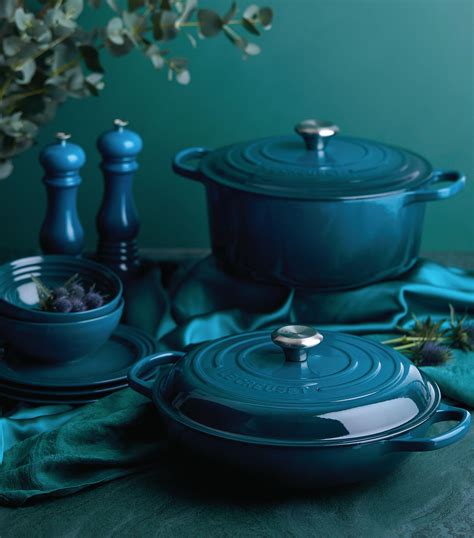 Sale Le Creuset Shallow Casserole Cm Harrods Uk