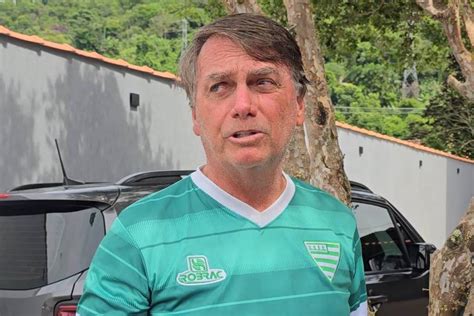 Bolsonaro Reforma Casa De Praia Em Angra RJ Por Medo De Bloqueio Das