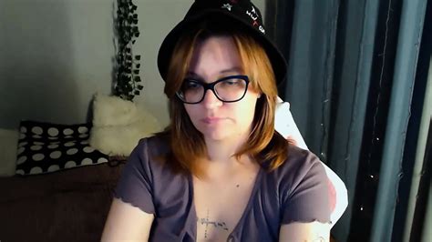 Amateur Chubby Petite Brunette Teen Webcam Solo Show