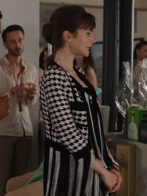 Emily In Paris S03 Lily Collins Houndstooth Jacket