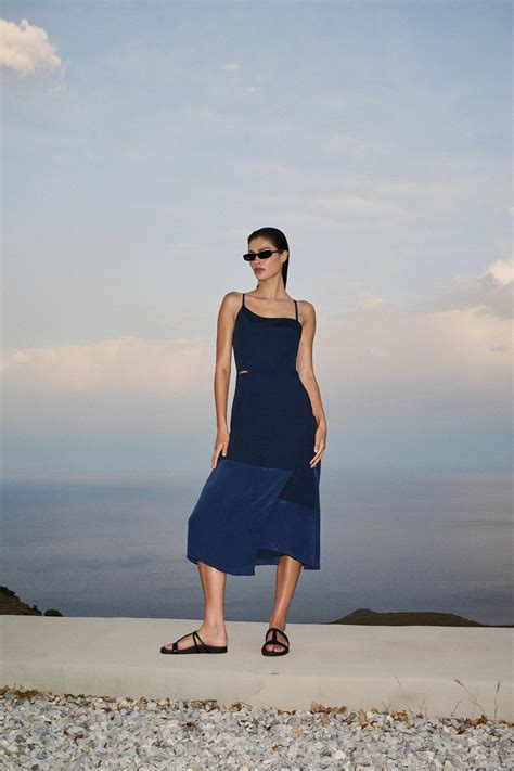 CAVE DRESS – Kiohne