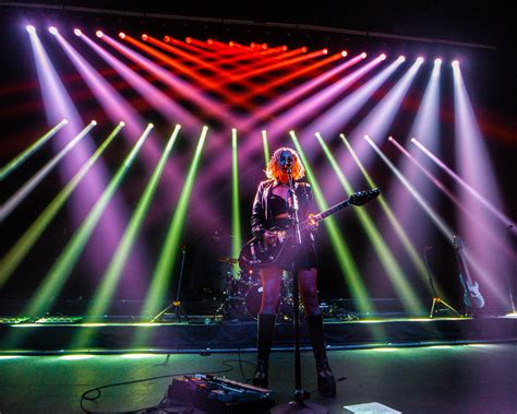 Fans are reacting to the latest concert at arizona financial theatre 20