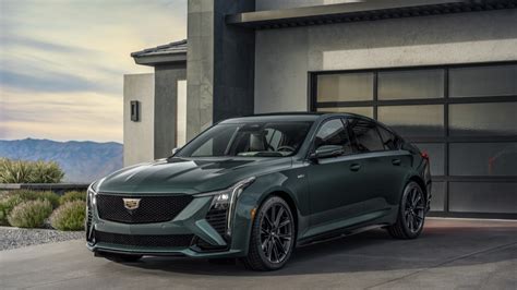 Cadillac CT5 V et Blackwing obtiennent un écran de 33 pouces et Super