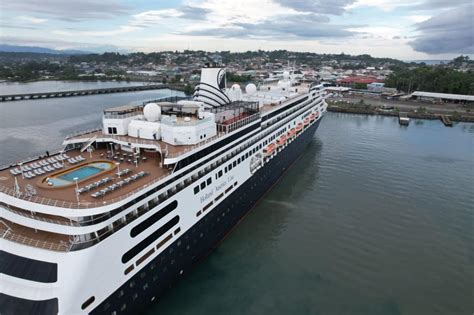 Golfito Inicia Temporada De Cruceros Con La Visita De Dos Buques De