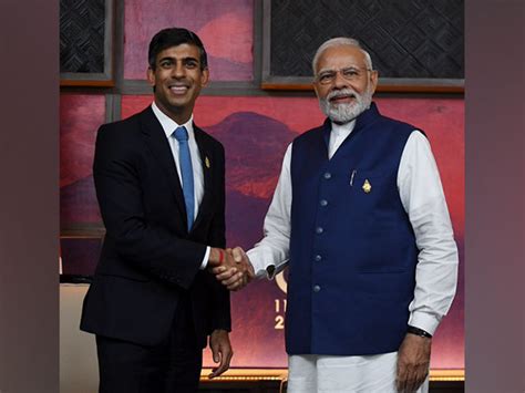 Uk Pm Rishi Sunak Shares A Pic With Pm Narendra Modi Calls It Mazboot