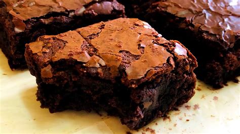 Perfect Fudgy Brownies Recipe For Home Bakers Simple And Delicious