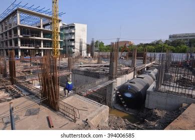 Construction Site Workers Stock Photo 394006585 | Shutterstock