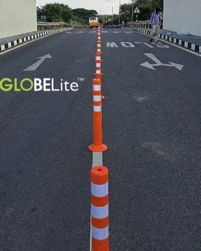 Globelite Polyurethane Pu Flexible Spring Post For Road Safety