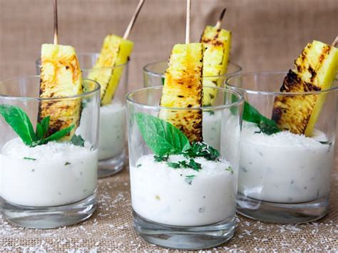 Gegrillte Ananas Mit Kokos Minz Joghurt Grilled Snacks Mango Dessert