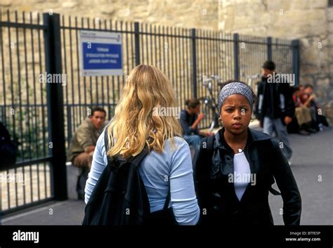 Teen Française Banque De Photographies Et Dimages à Haute Résolution