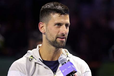 Djokovic Con Molestias En La Mu Eca Clasifica A Serbia Para Los