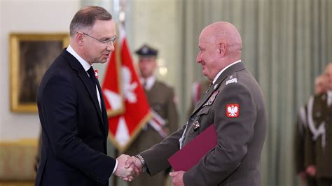 Gen broni Marek Sokołowski Zapraszał Putina do stoczenia walki Kim