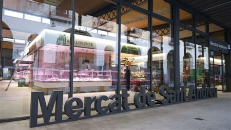 Obre el nou Mercat de Sant Andreu a la plaça del Mercat